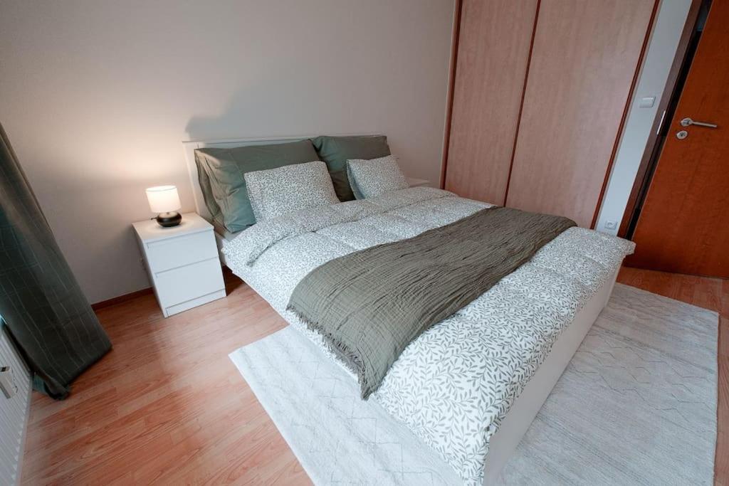 U Metra, 4 Hoste, Parking Free, Blizko O2 Arena Lejlighed Prag