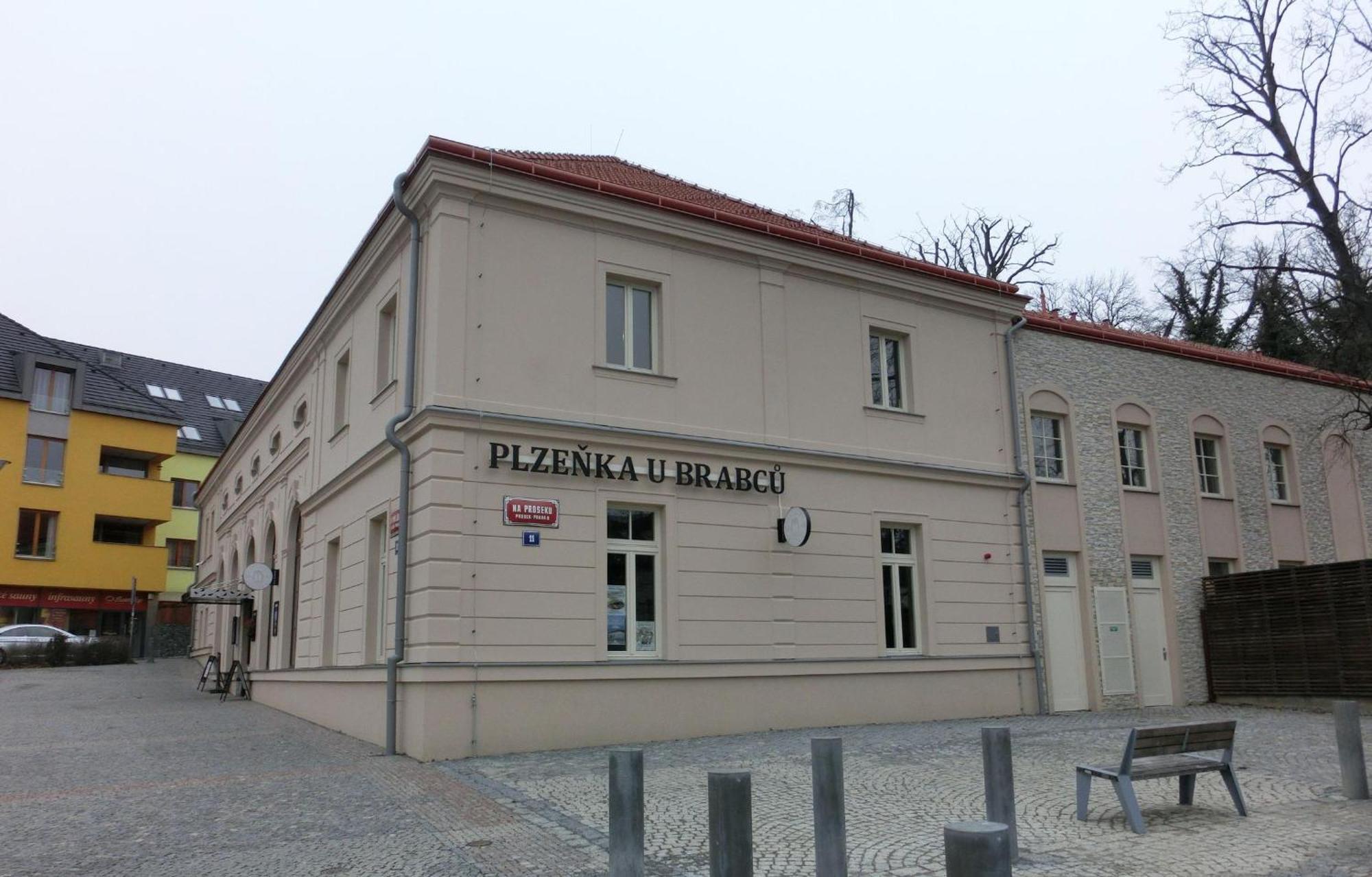 Lejlighed U Metra, 4 Hoste, Parking Free, Blizko O2 Arena