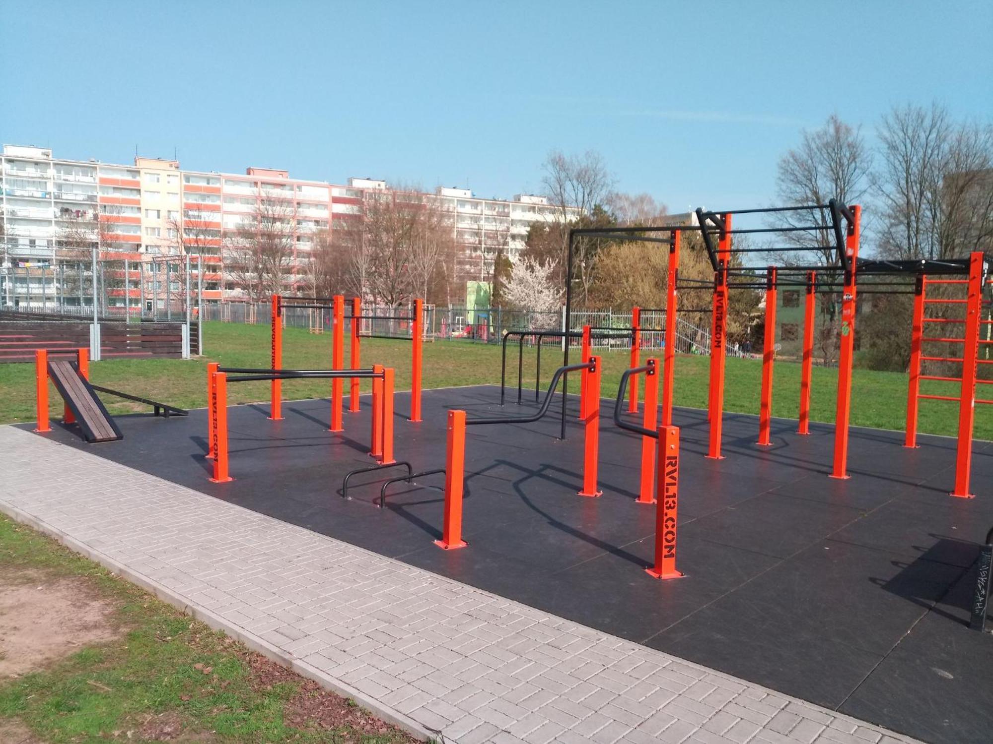 Lejlighed U Metra, 4 Hoste, Parking Free, Blizko O2 Arena *